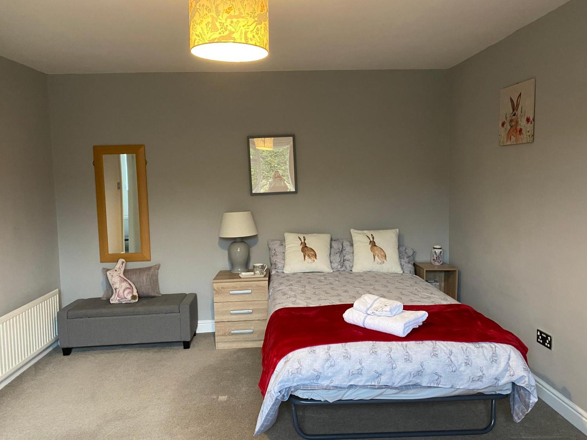 Little Hare Lodge - Spacious 2 Bedroom Attached Bungalow วูดฮอลล์สปา ภายนอก รูปภาพ